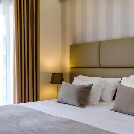 Rosa Mistica By Umbral Фатіма